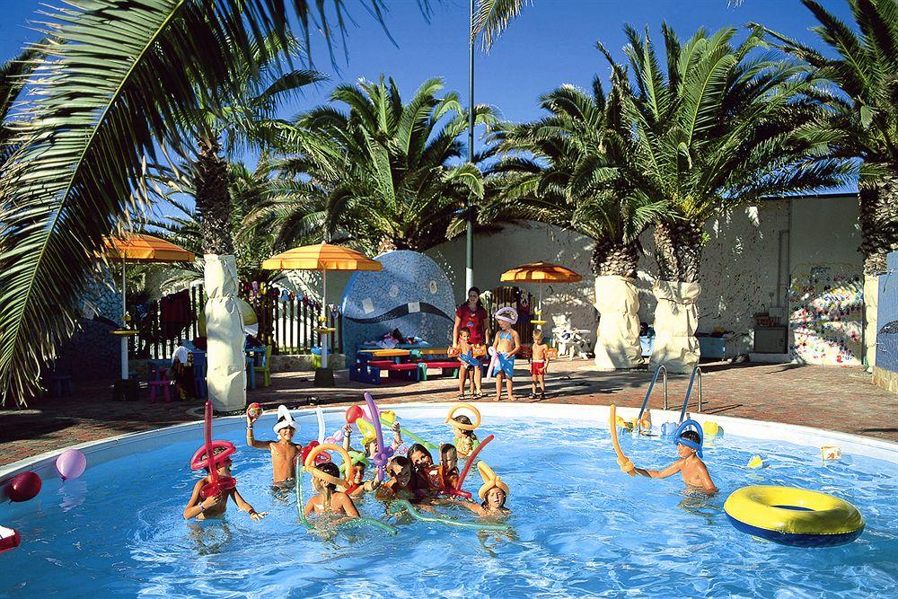 Granserena Hotel Torre Canne Exterior photo