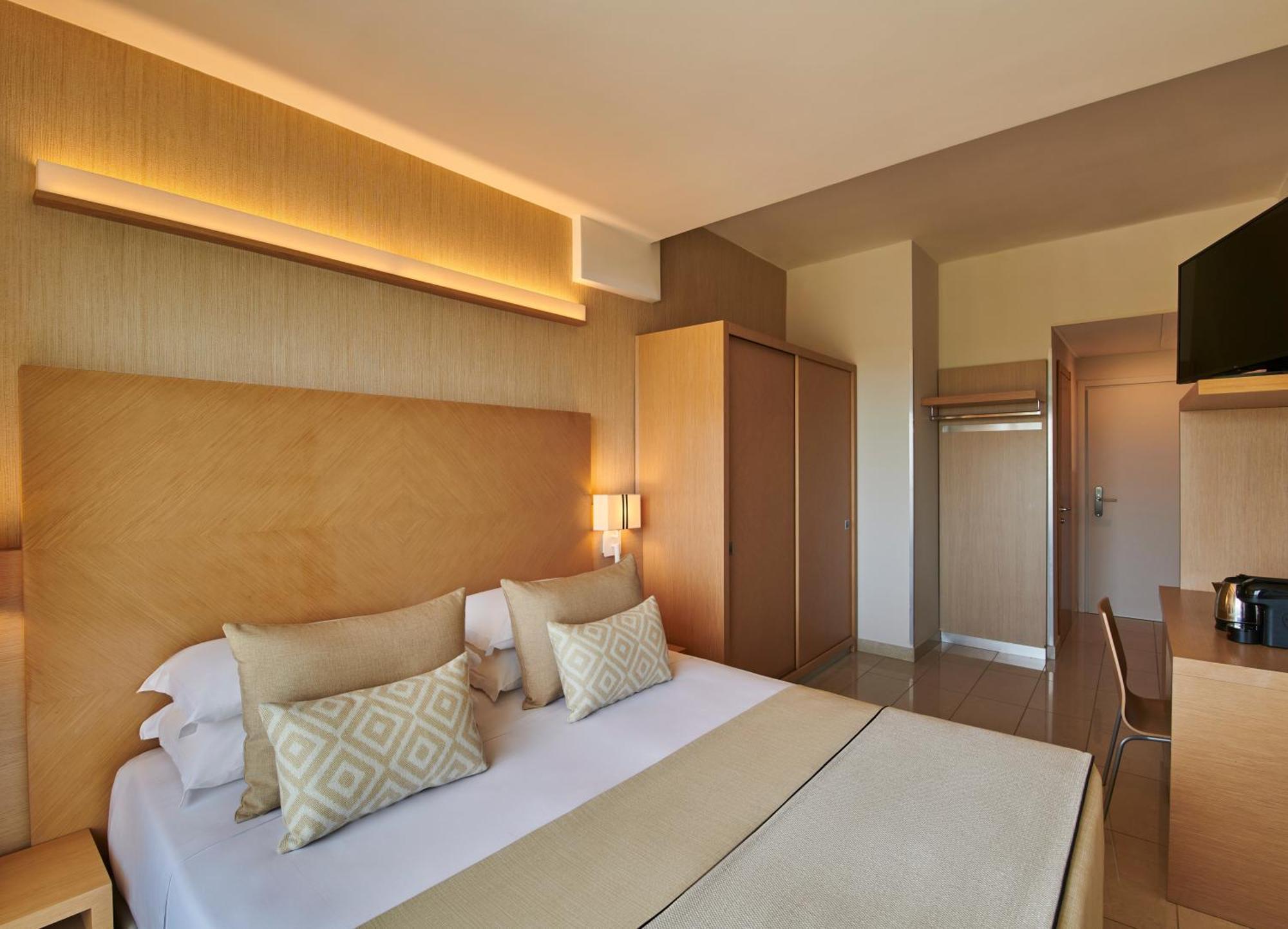 Granserena Hotel Torre Canne Room photo